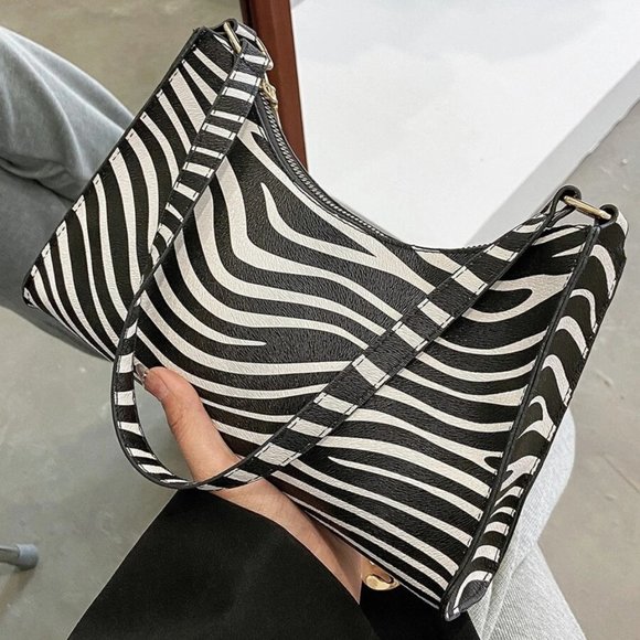 Medium Baguette Bag Zebra Stripe Pattern - Picture 6 of 8